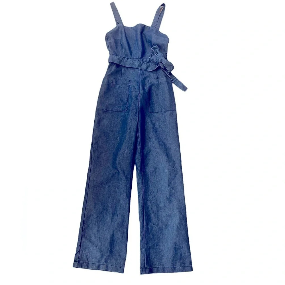 Cotton On adorable denim jumpsuit in excellent like-new condition.
